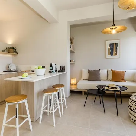 Topos Suites Lassi  Exterior photo